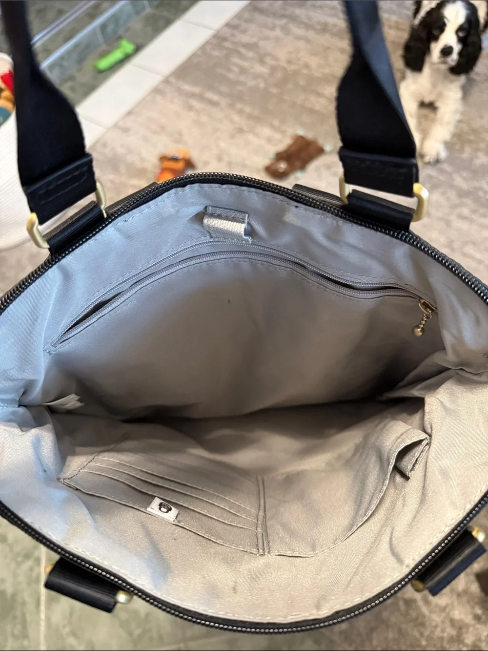 Baggallini sleek black